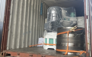 2套160kw鋸末顆粒機發往東南亞，生產線已裝車，準備發貨